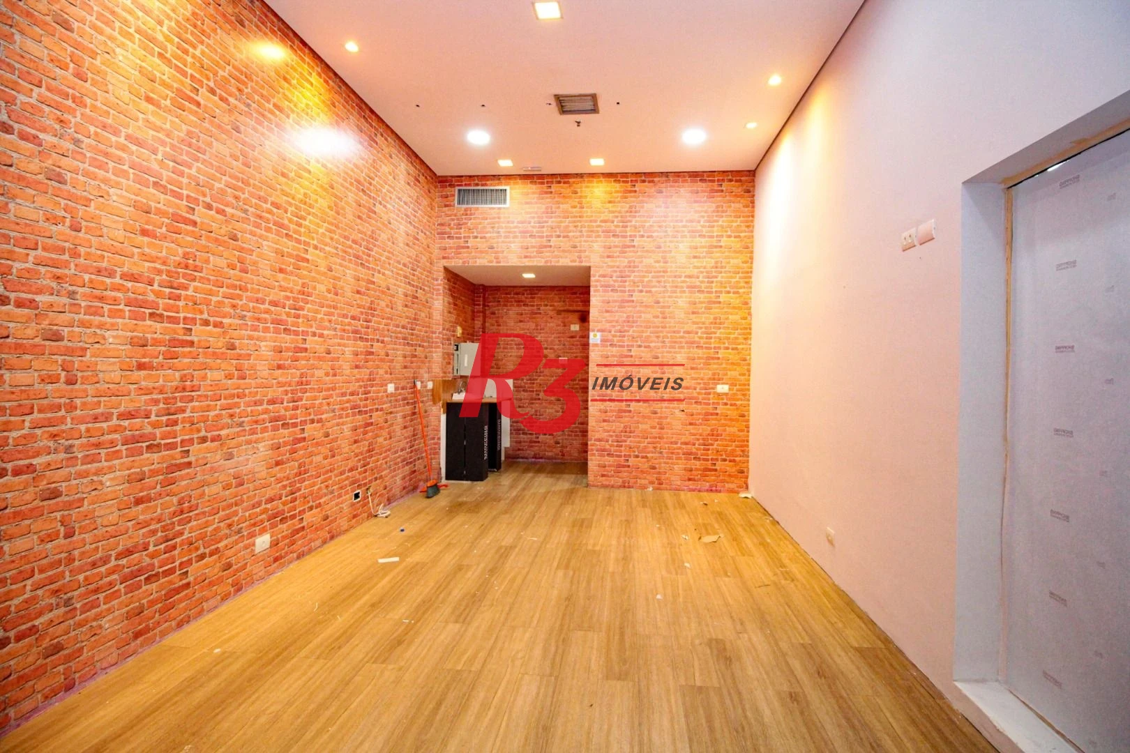 Loja para alugar, 29 m² por R$ 4.610,00/mês - Gonzaga - Santos/SP