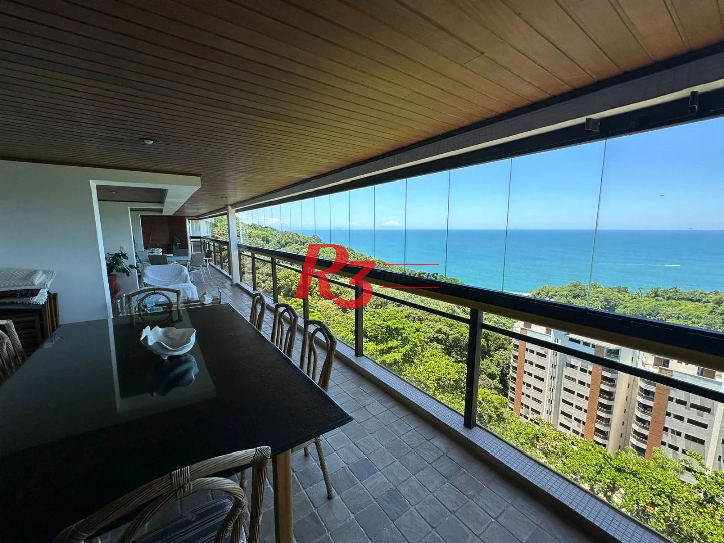 Apartamento com 3 dormitórios à venda, 162 m² por R$ 1.200.000,00 - Morro Sorocotuba - Guarujá/SP