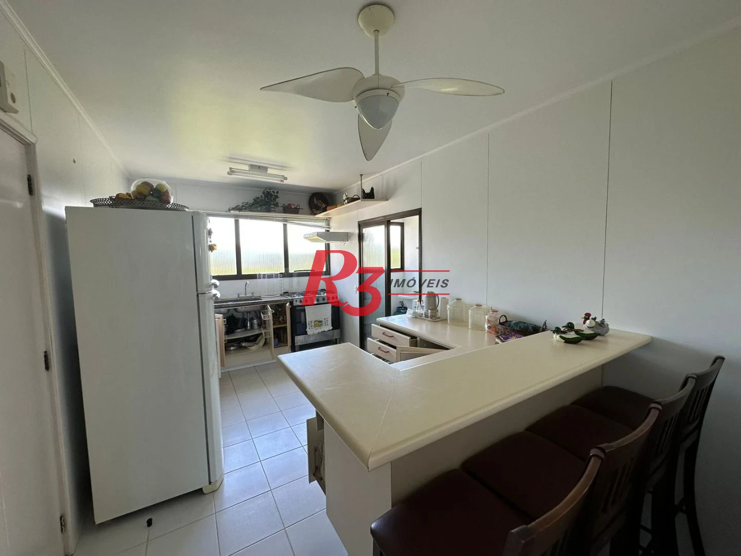 Apartamento com 3 dormitórios à venda, 168 m² - Morro Sorocotuba - Guarujá/SP