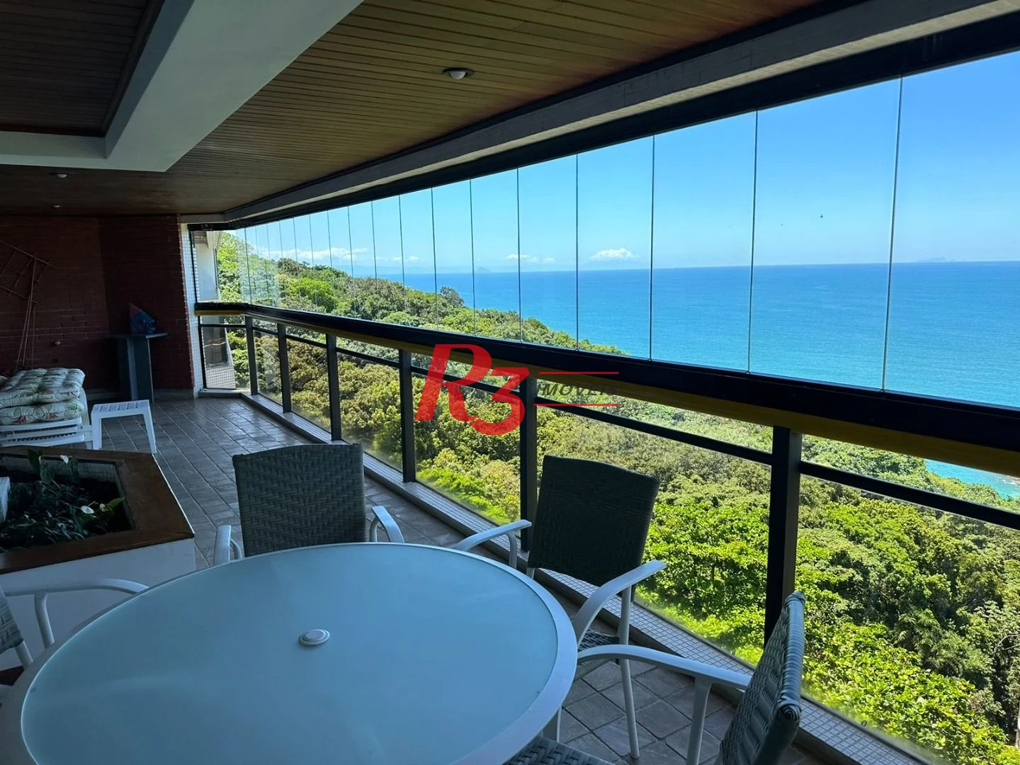Apartamento com 3 dormitórios à venda, 168 m² - Morro Sorocotuba - Guarujá/SP