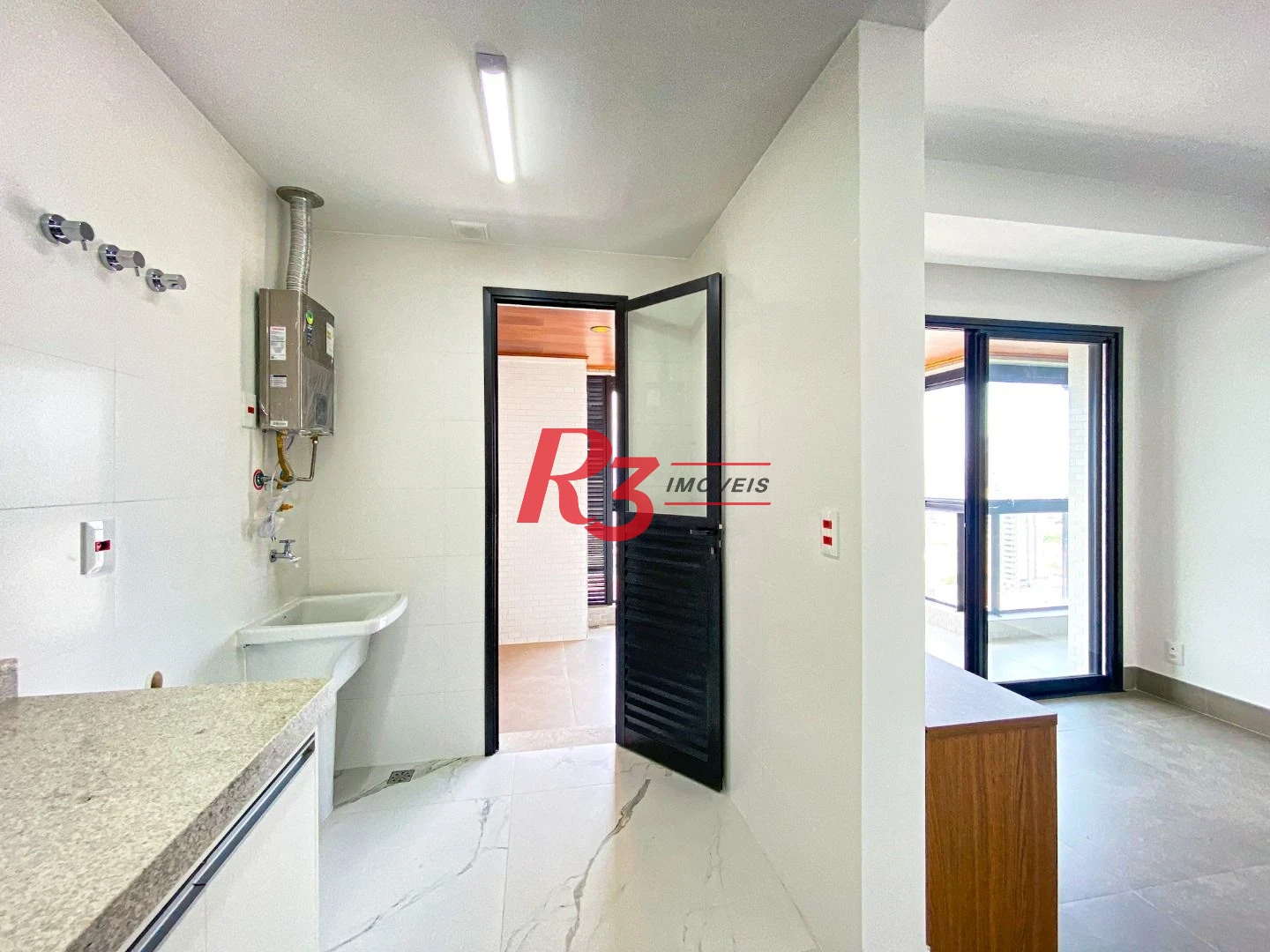 Apartamento com 1 dormitório à venda, 54 m² por R$ 850.000,00 - Boqueirão - Santos/SP