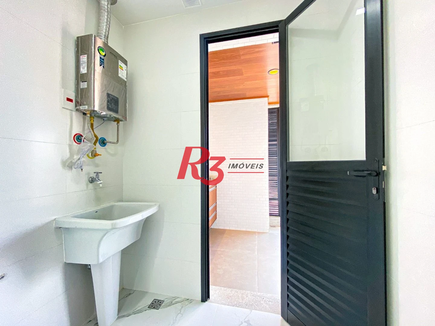 Apartamento com 1 dormitório à venda, 54 m² por R$ 850.000,00 - Boqueirão - Santos/SP