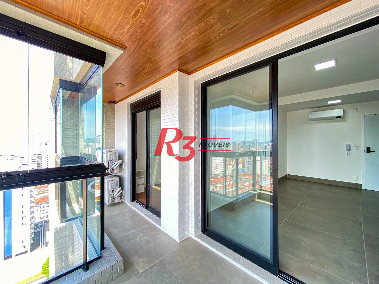 Apartamento com 1 dormitório à venda, 54 m² por R$ 850.000,00 - Boqueirão - Santos/SP