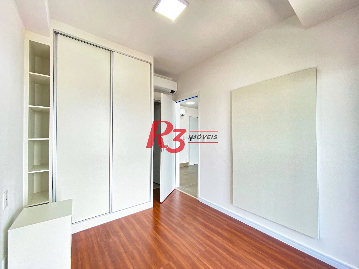 Apartamento com 1 dormitório à venda, 54 m² por R$ 850.000,00 - Boqueirão - Santos/SP