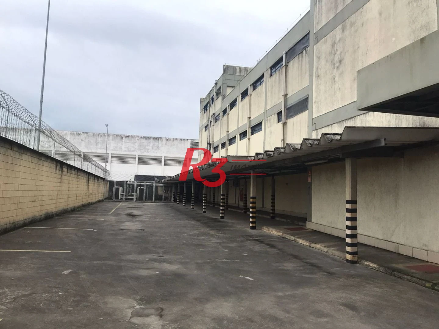 Prédio para alugar, 4238 m² por R$ 171.316,80/mês - Jardim Casqueiro - Cubatão/SP
