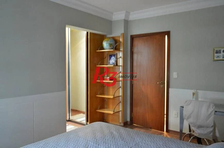 Apartamento com 3 dormitórios à venda, 227 m² por R$ 2.200.000,00 - Boqueirão - Santos/SP