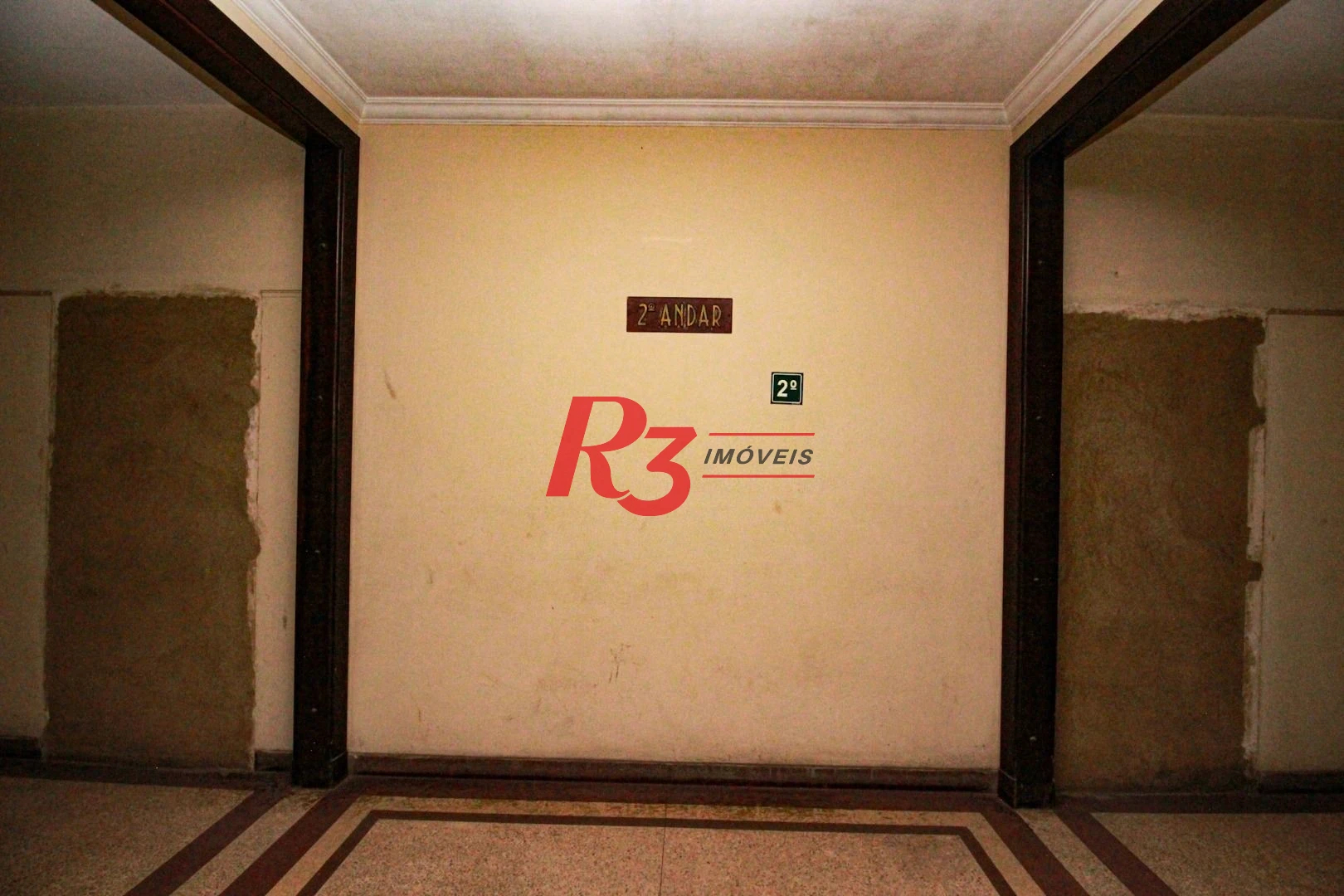 Prédio para alugar, 2000 m² por R$ 40.000,01/mês - Centro - Santos/SP