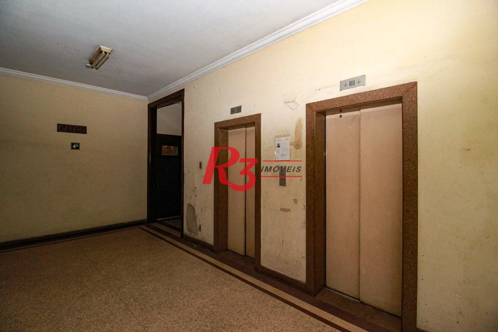 Prédio para alugar, 2000 m² por R$ 40.000,01/mês - Centro - Santos/SP