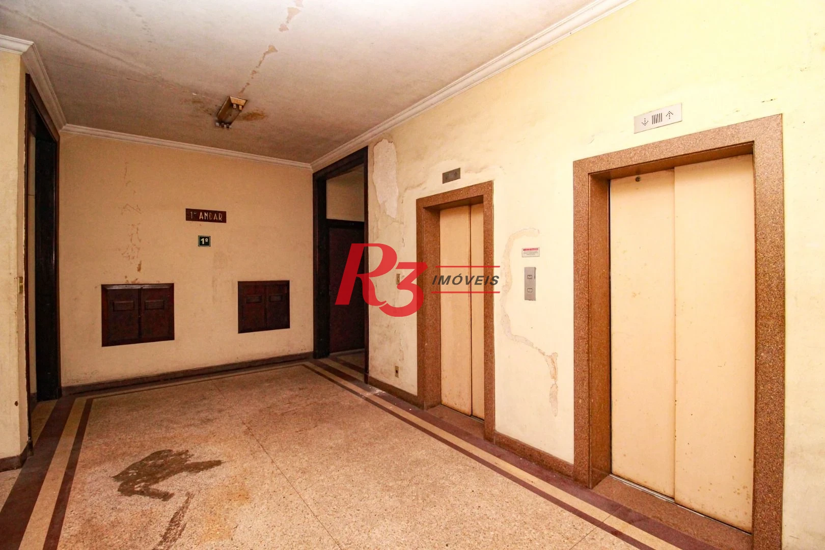 Prédio para alugar, 2000 m² por R$ 40.000,01/mês - Centro - Santos/SP