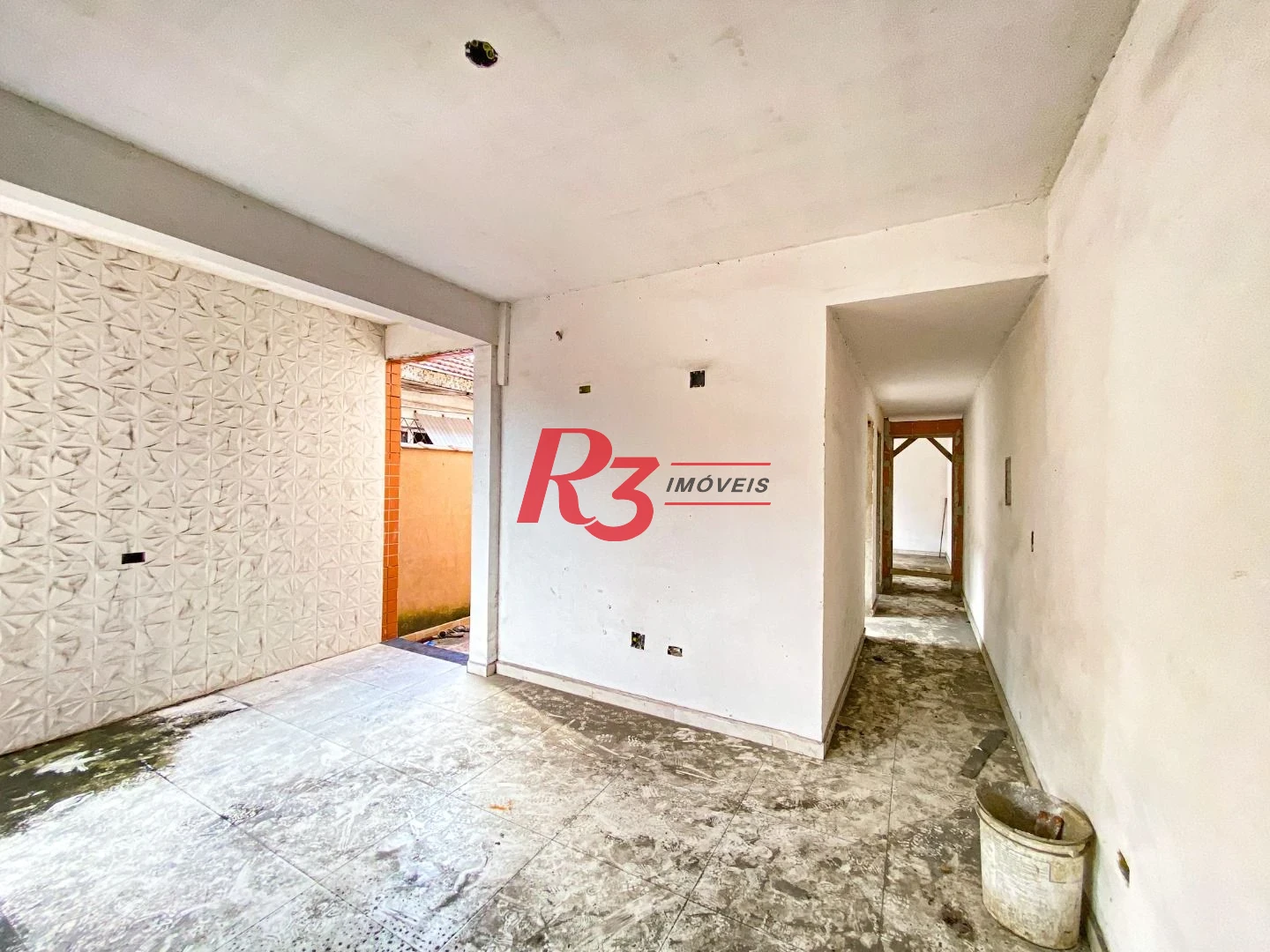 Casa com 2 dormitórios à venda, 60 m² por R$ 298.000,00 - Chico de Paula - Santos/SP