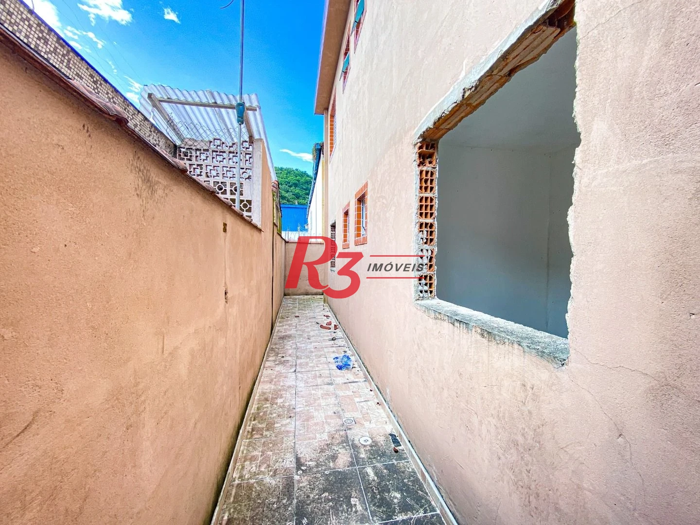 Casa com 2 dormitórios à venda, 60 m² por R$ 298.000,00 - Chico de Paula - Santos/SP