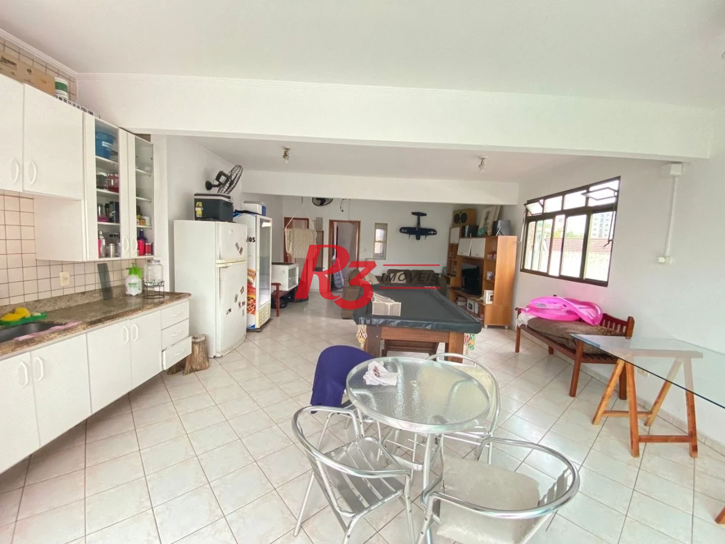 Sobrado com 4 dormitórios à venda, 212 m² por R$ 1.420.000,00 - Embaré - Santos/SP