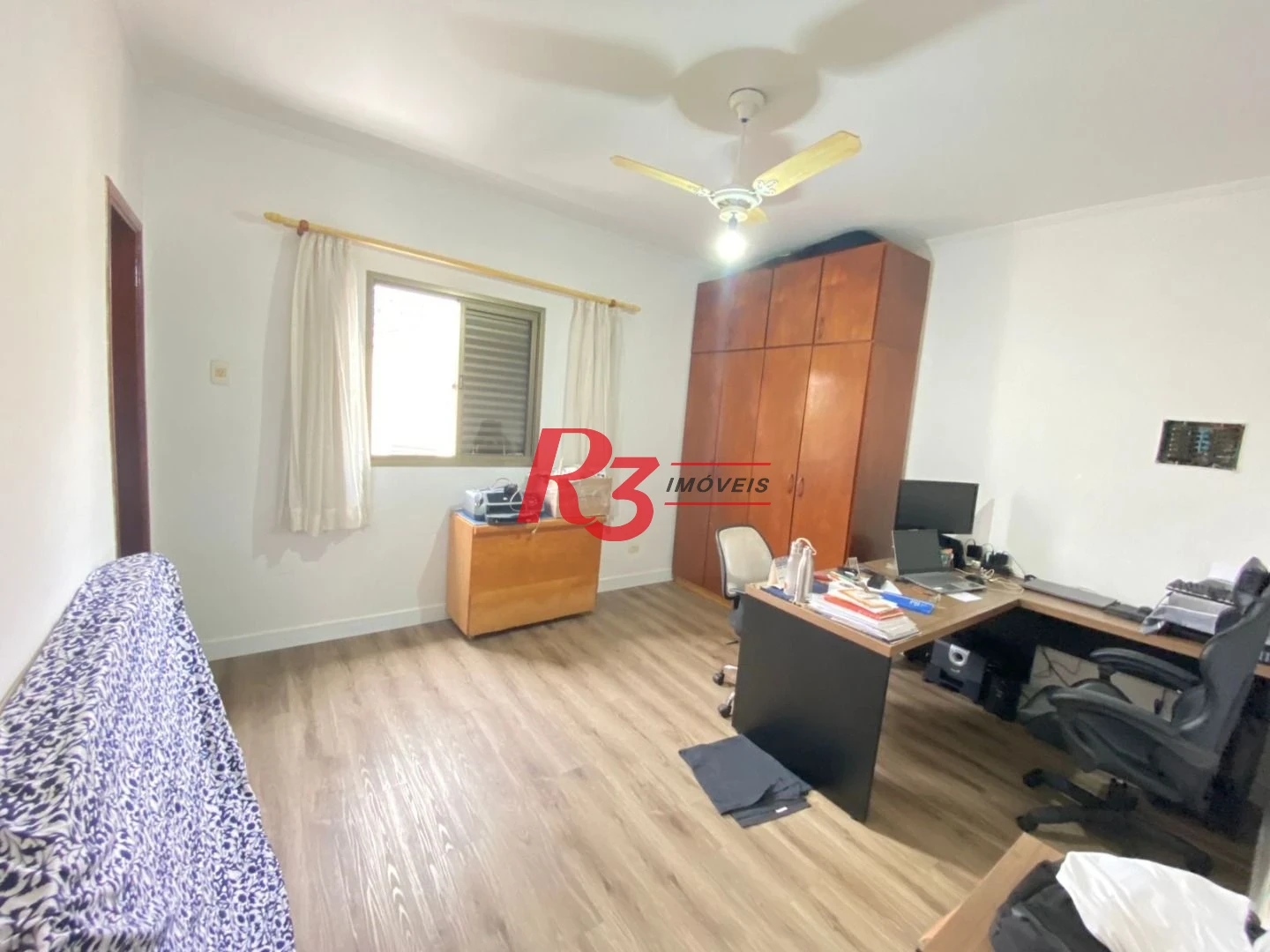 Sobrado com 4 dormitórios à venda, 212 m² por R$ 1.420.000,00 - Embaré - Santos/SP