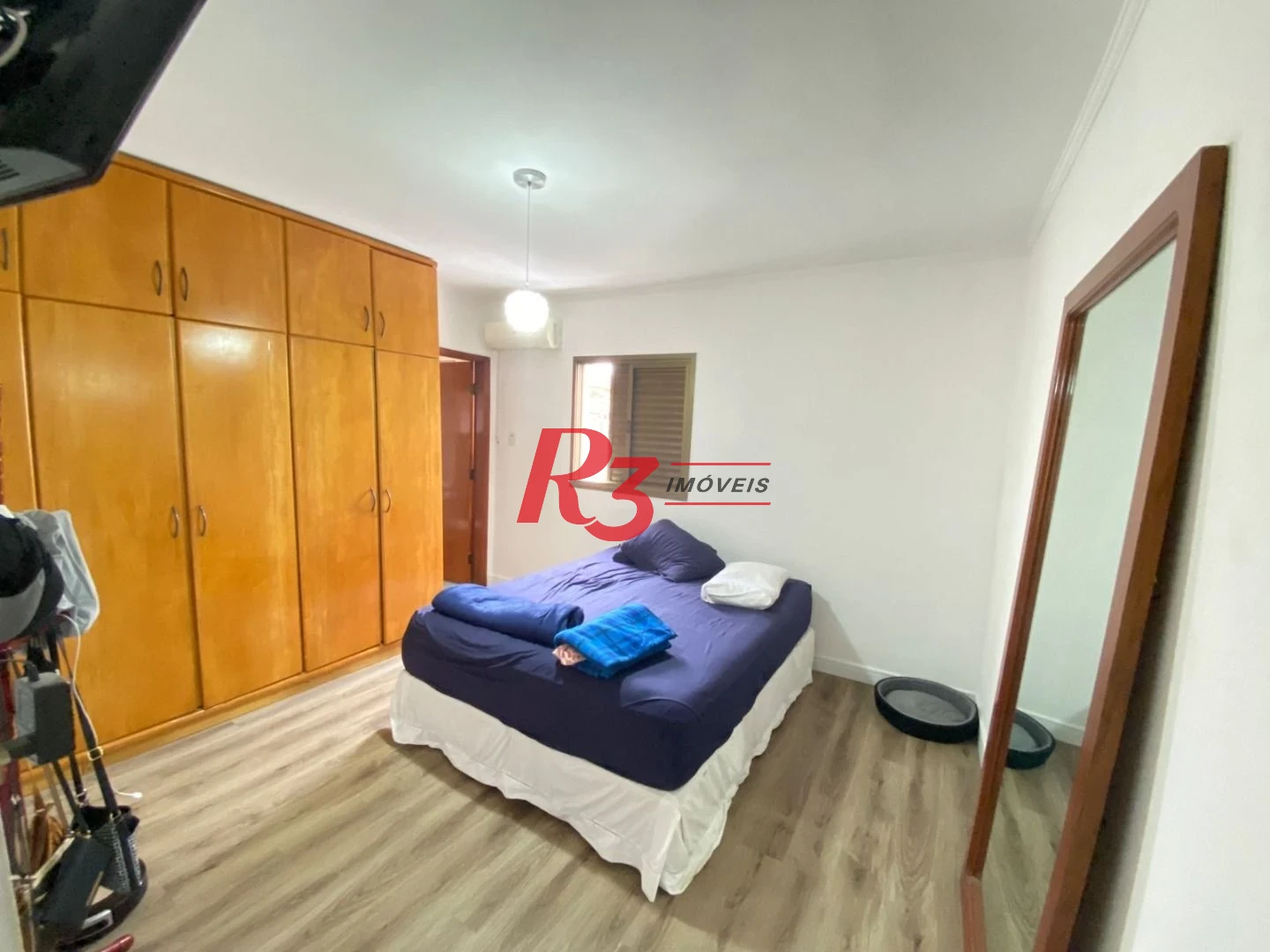 Sobrado com 4 dormitórios à venda, 212 m² por R$ 1.420.000,00 - Embaré - Santos/SP