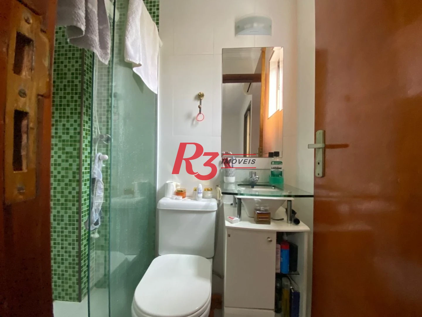 Sobrado com 4 dormitórios à venda, 212 m² por R$ 1.420.000,00 - Embaré - Santos/SP