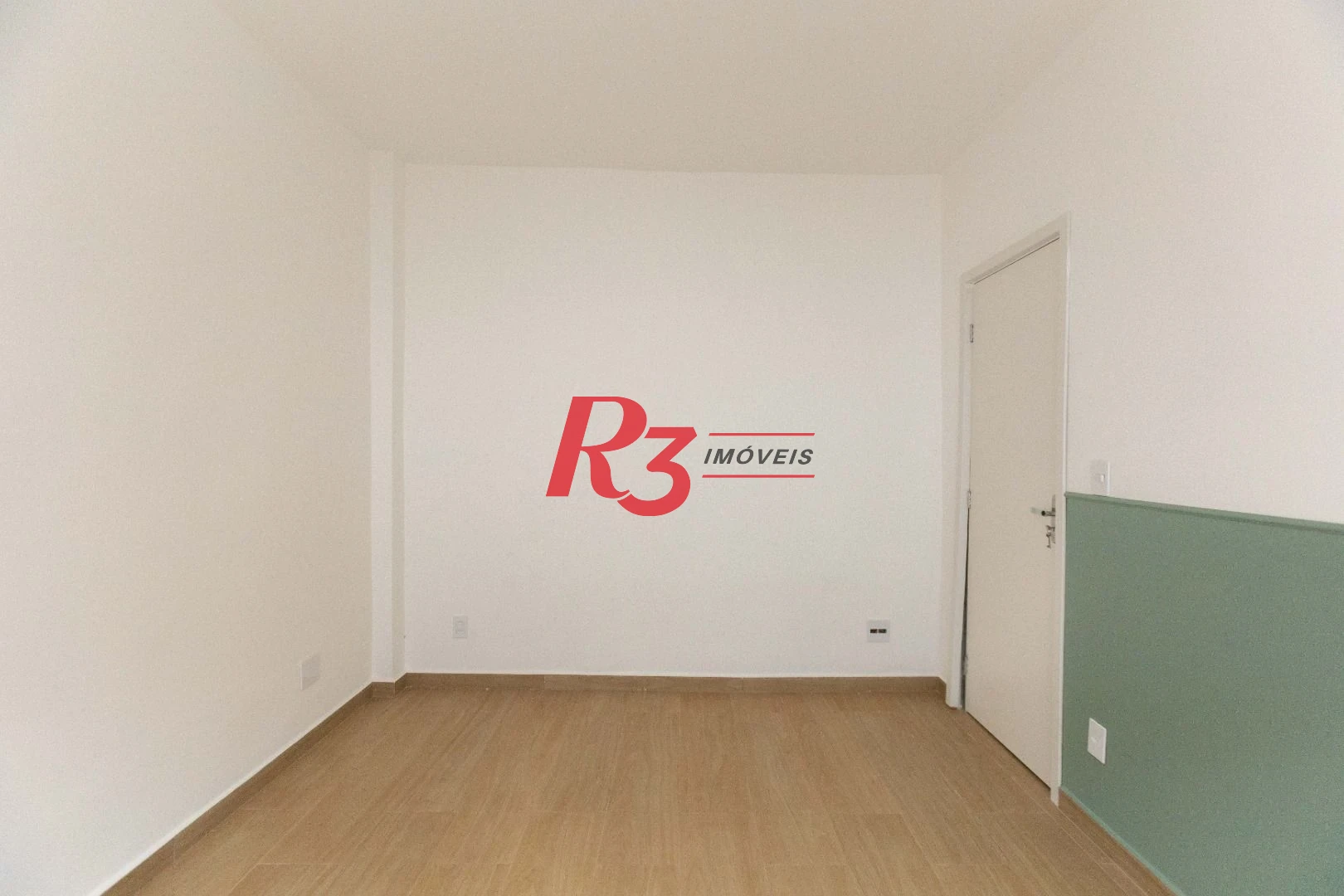 Apartamento com 2 dormitórios à venda, 69 m² por R$ 530.000,00 - José Menino - Santos/SP