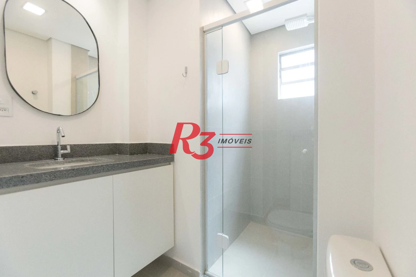 Apartamento com 2 dormitórios à venda, 69 m² por R$ 530.000,00 - José Menino - Santos/SP