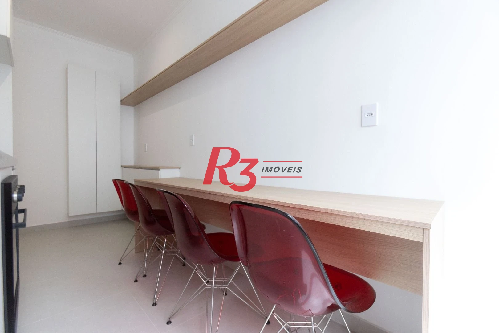 Apartamento com 2 dormitórios à venda, 69 m² por R$ 530.000,00 - José Menino - Santos/SP