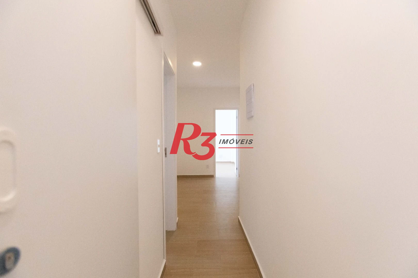 Apartamento com 2 dormitórios à venda, 69 m² por R$ 530.000,00 - José Menino - Santos/SP