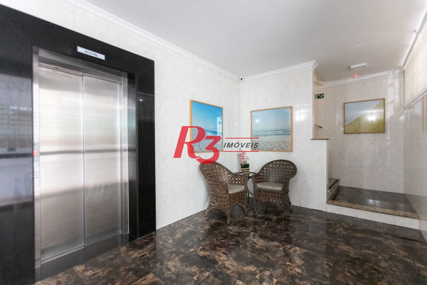 Apartamento com 2 dormitórios à venda, 69 m² por R$ 530.000,00 - José Menino - Santos/SP