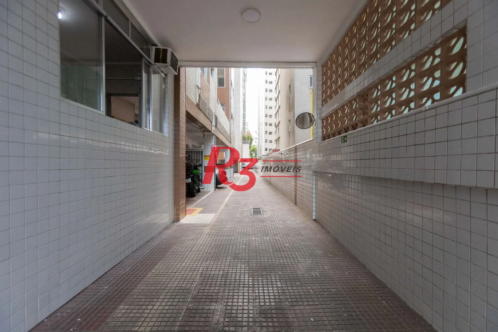 Apartamento com 2 dormitórios à venda, 69 m² por R$ 530.000,00 - José Menino - Santos/SP