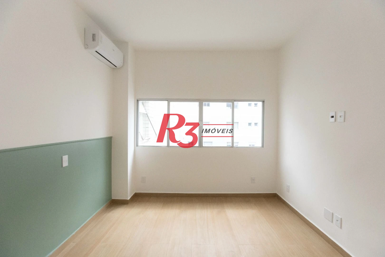Apartamento com 2 dormitórios à venda, 69 m² por R$ 530.000,00 - José Menino - Santos/SP