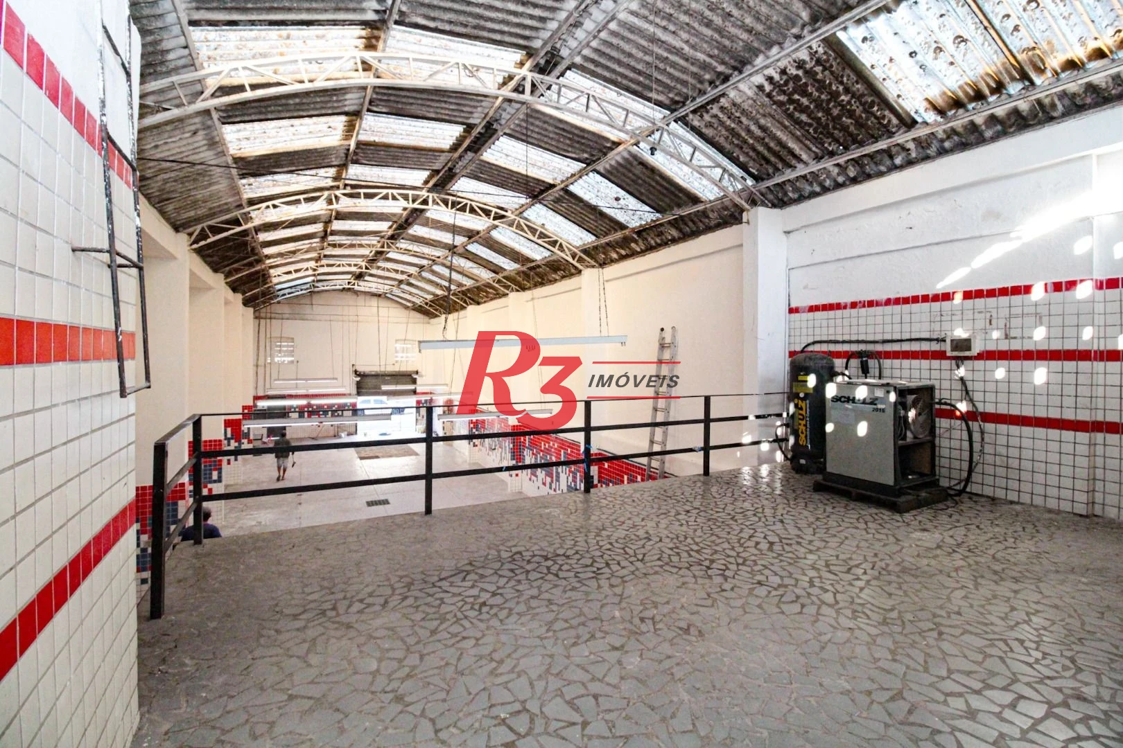 Galpão para alugar, 425 m² por R$ 12.750,00/mês - Vila Nova - Santos/SP