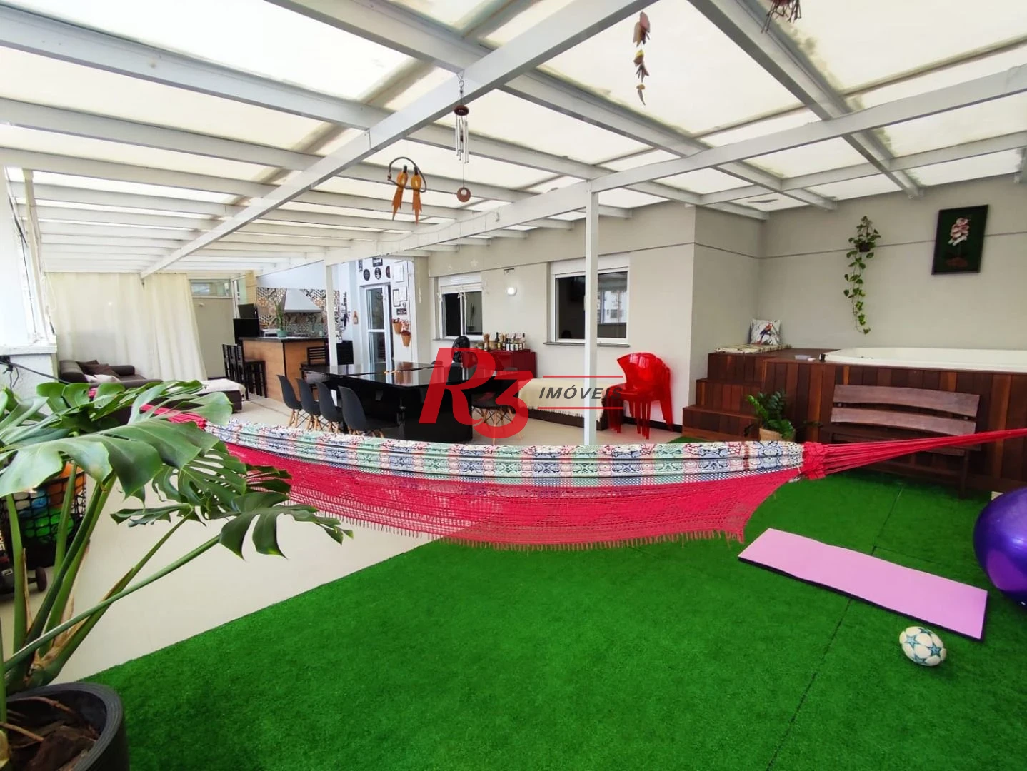 Apartamento Garden com 2 dormitórios à venda, 154 m² por R$ 1.200.000,00 - Campo Grande - Santos/SP