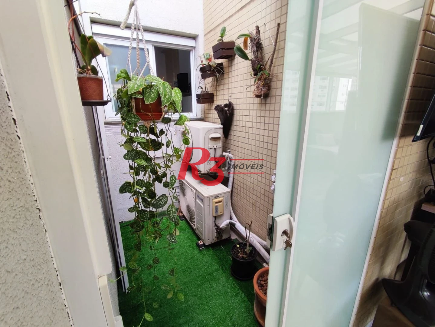Apartamento Garden com 2 dormitórios à venda, 154 m² por R$ 1.200.000,00 - Campo Grande - Santos/SP
