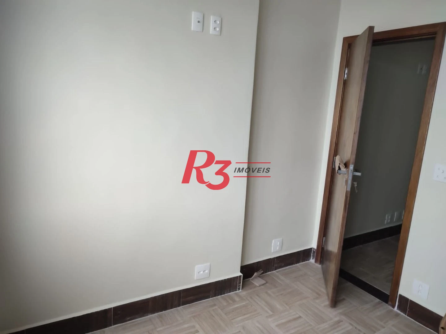 Apartamento com 1 dormitório à venda, 40 m² por R$ 260.000,00 - Morro dos Barbosas - São Vicente/SP
