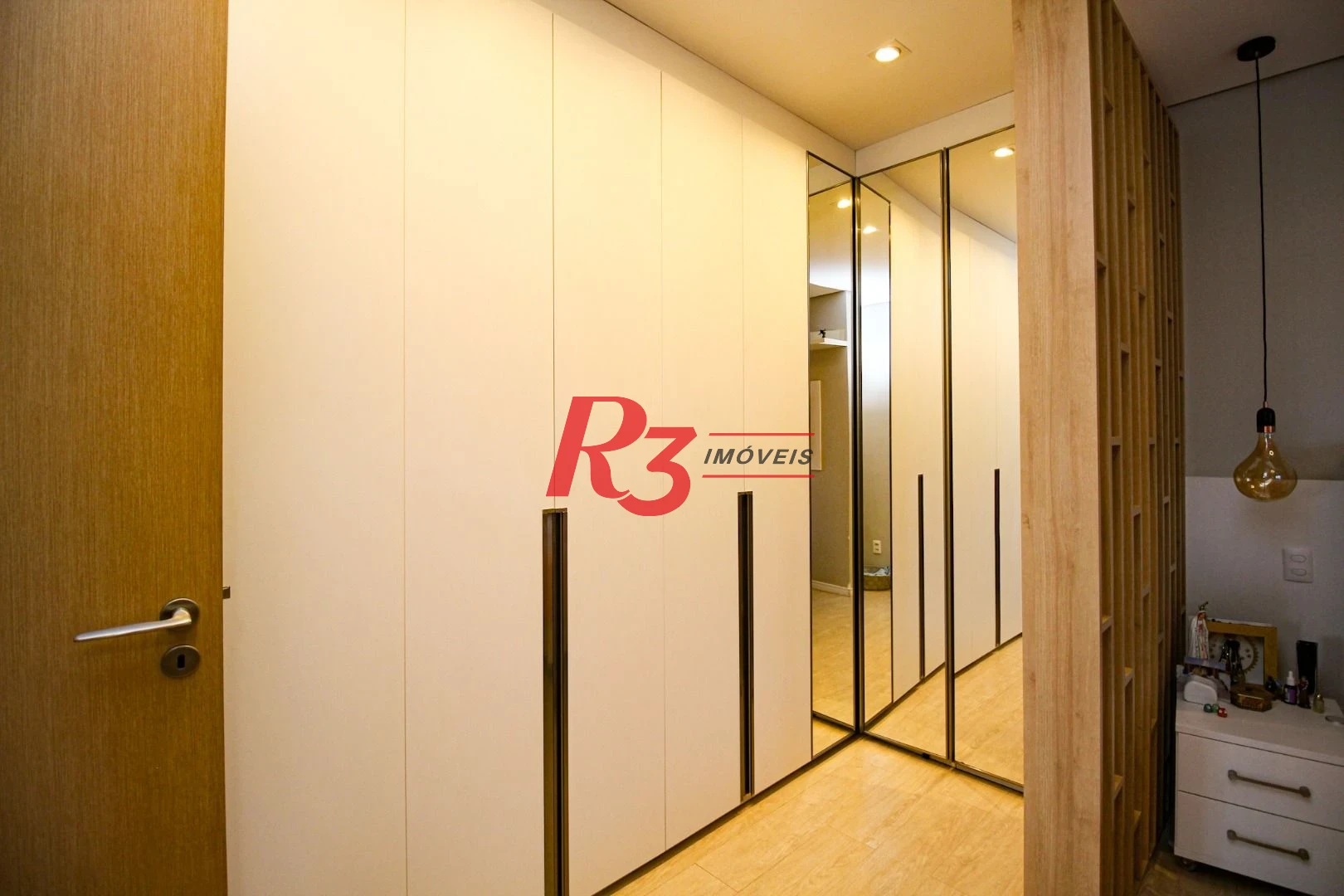 Apartamento com 3 dormitórios à venda, 164 m² por R$ 2.400.000,00 - Vila Rica - Santos/SP