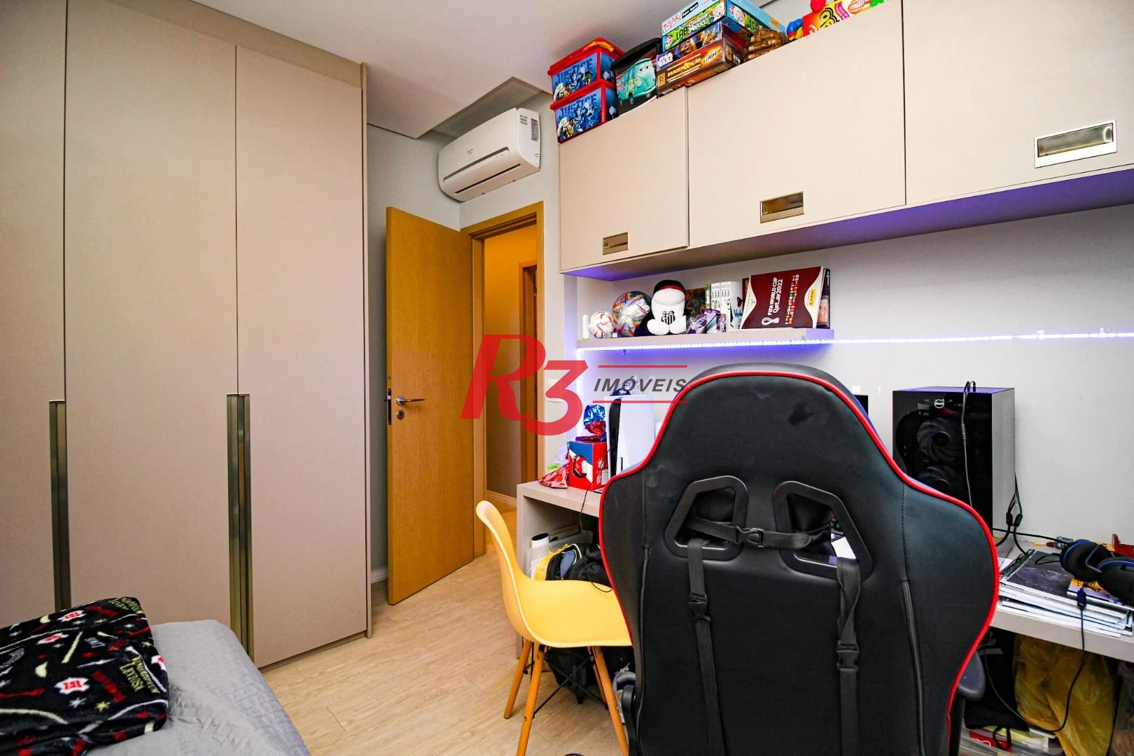 Apartamento com 3 dormitórios à venda, 164 m² por R$ 2.400.000,00 - Vila Rica - Santos/SP