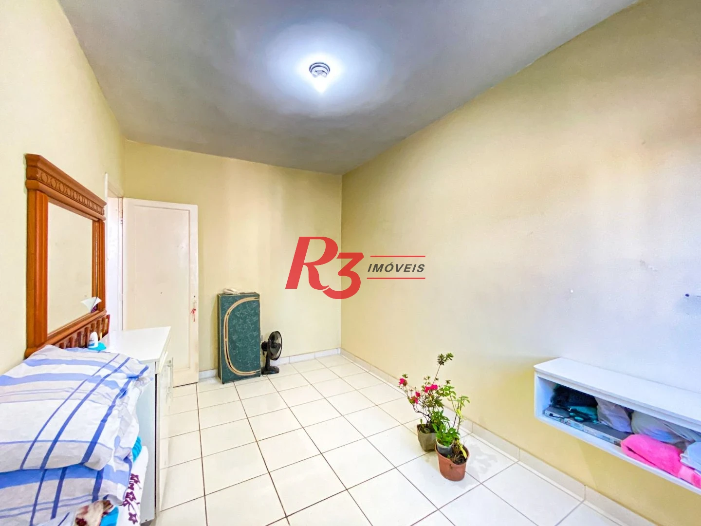 Sobrado com 2 dormitórios à venda, 80 m² por R$ 300.000,00 - Jardim Independência - São Vicente/SP