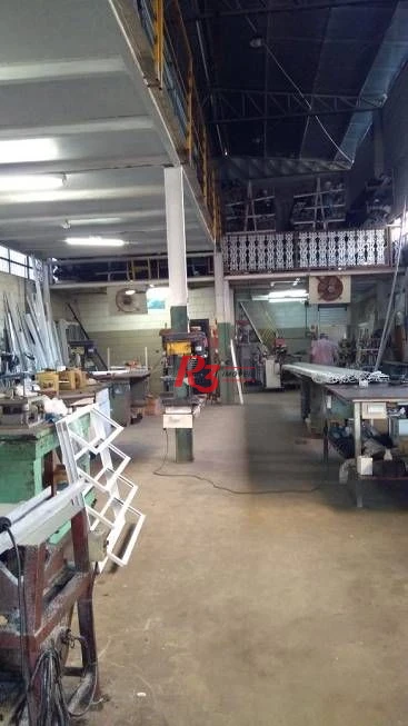 Galpão à venda, 1000 m² - Jardim Independência - São Vicente/SP