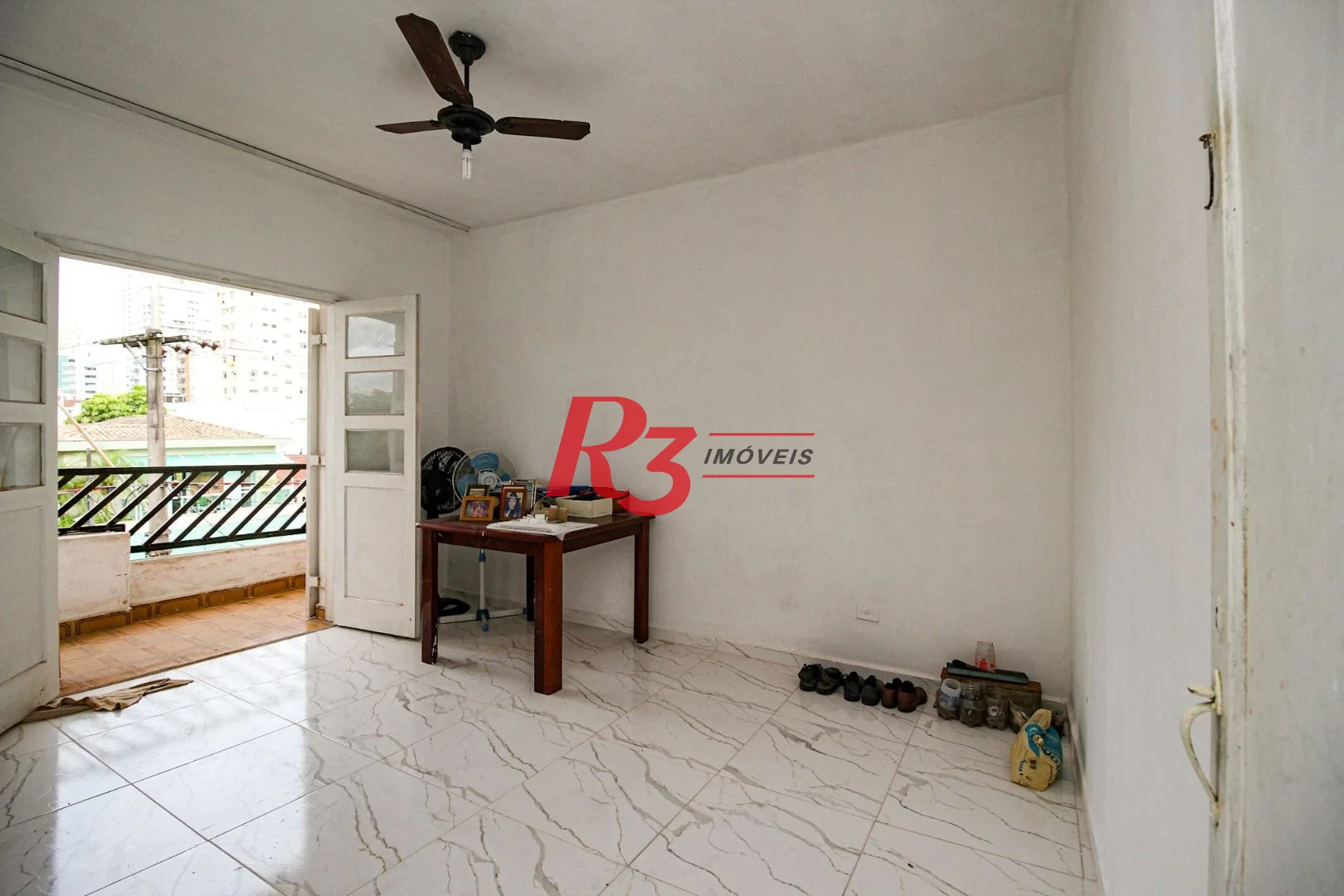 Apartamento com 2 dormitórios à venda, 76 m² por R$ 450.000,00 - Embaré - Santos/SP