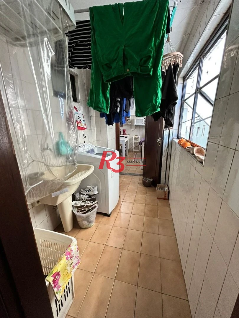 Apartamento com 3 dormitórios à venda, 128 m² por R$ 850.000,00 - Gonzaga - Santos/SP