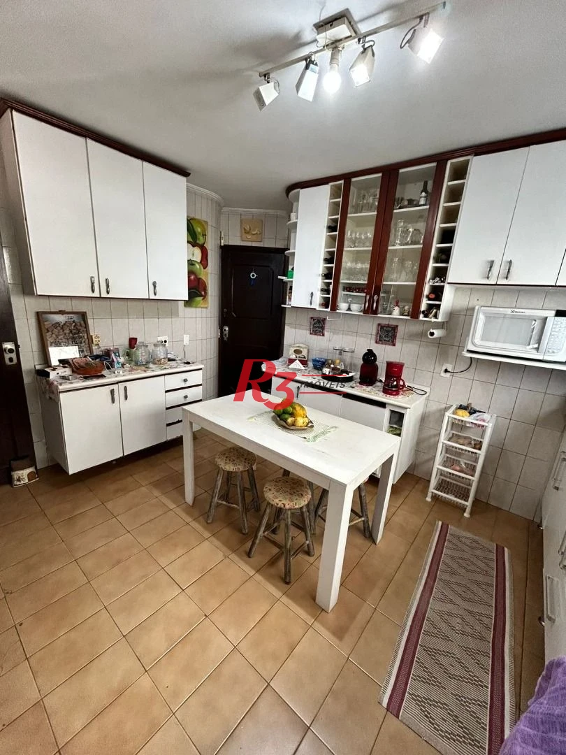 Apartamento com 3 dormitórios à venda, 128 m² por R$ 850.000,00 - Gonzaga - Santos/SP