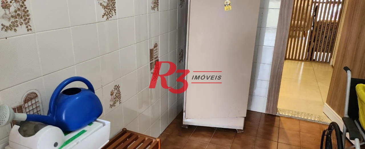 Sobrado para alugar, 150 m² por R$ 7.500,01/mês - Vila Matias - Santos/SP