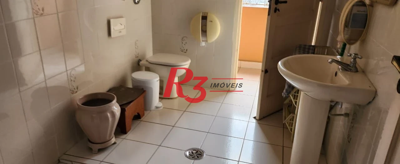 Sobrado para alugar, 150 m² por R$ 7.500,01/mês - Vila Matias - Santos/SP