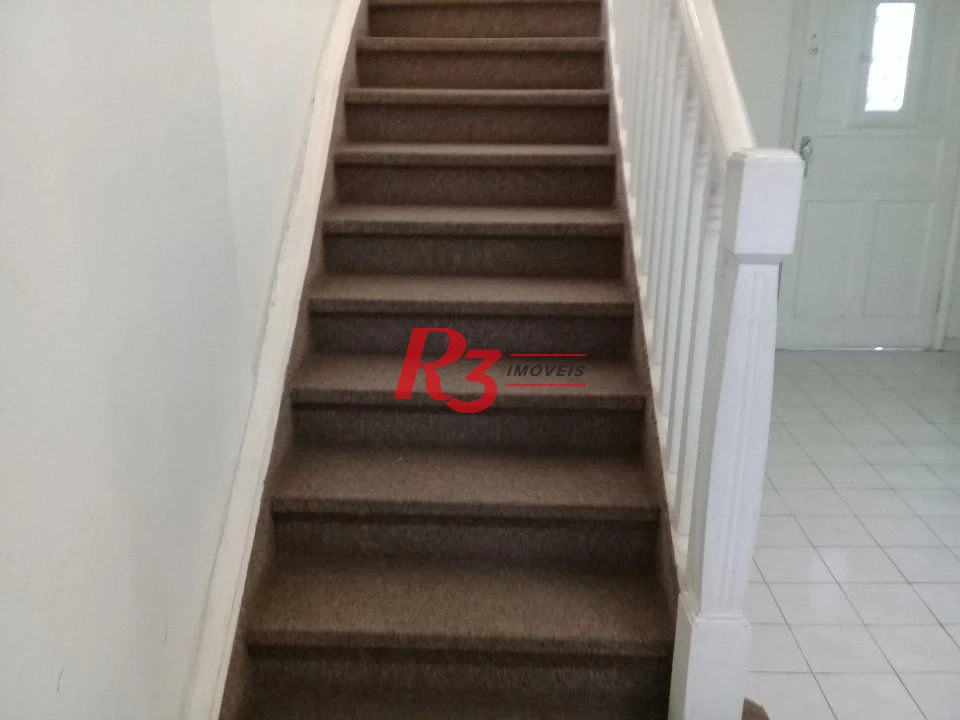 Sobrado, 155 m² - venda por R$ 1.700.000,00 ou aluguel por R$ 8.500,00/mês - Vila Matias - Santos/SP