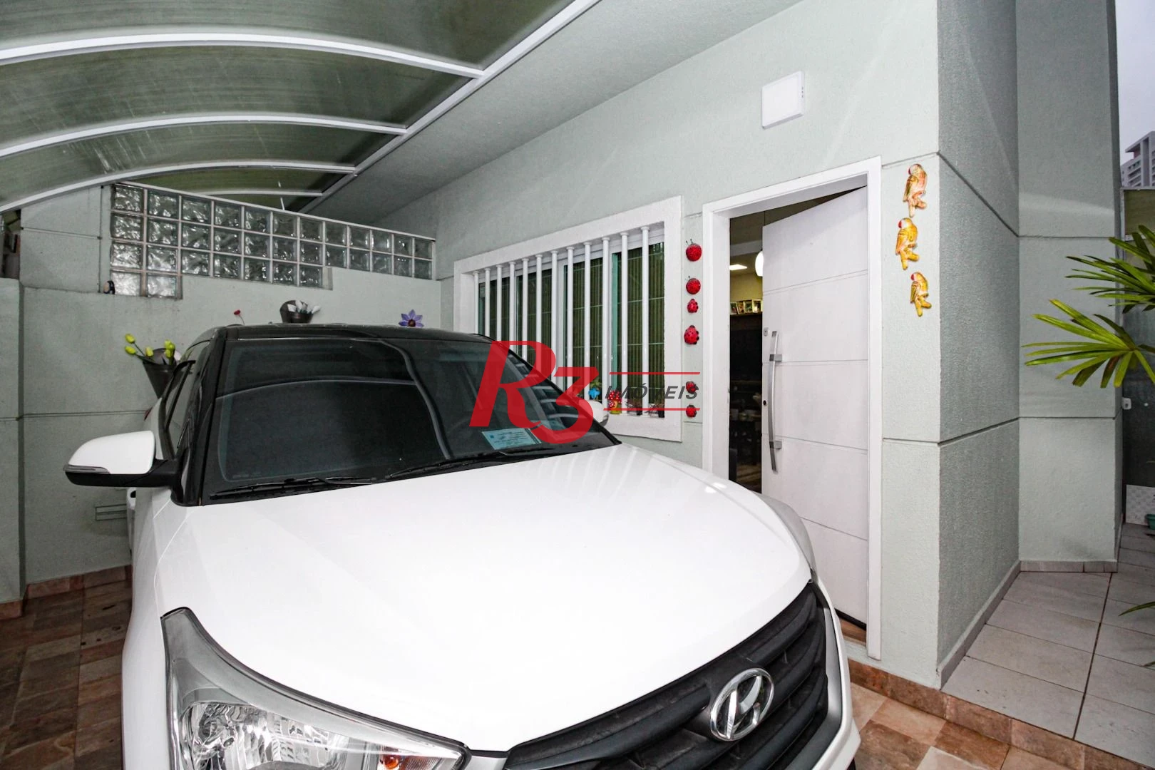 Sobrado com 3 dormitórios à venda, 89 m² por R$ 750.000,00 - Campo Grande - Santos/SP