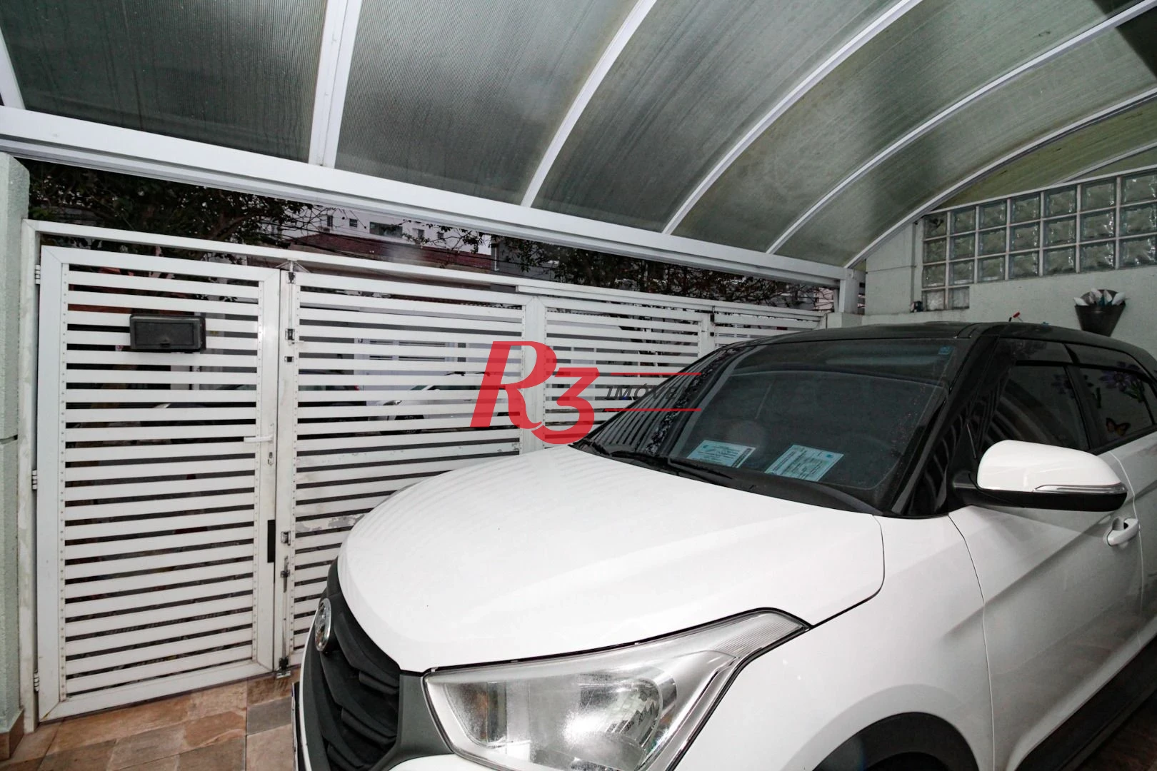Sobrado com 3 dormitórios à venda, 89 m² por R$ 750.000,00 - Campo Grande - Santos/SP