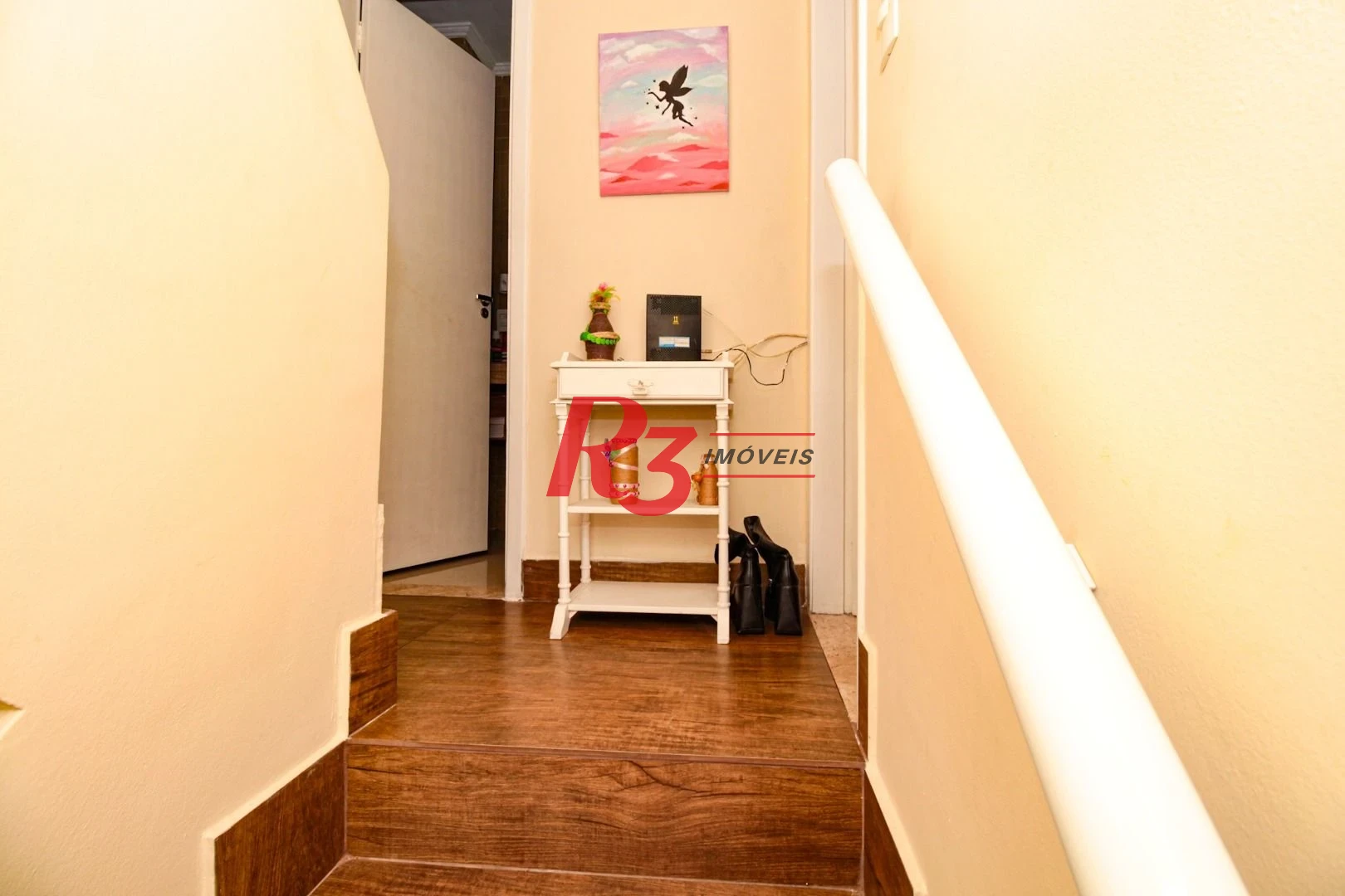 Sobrado com 3 dormitórios à venda, 89 m² por R$ 750.000,00 - Campo Grande - Santos/SP