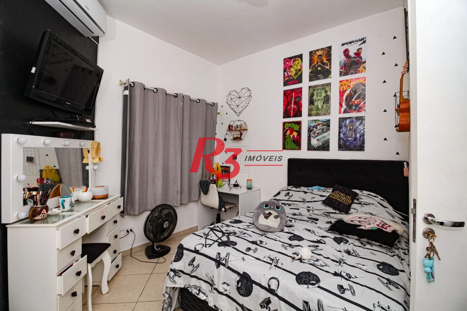 Sobrado com 3 dormitórios à venda, 89 m² por R$ 750.000,00 - Campo Grande - Santos/SP