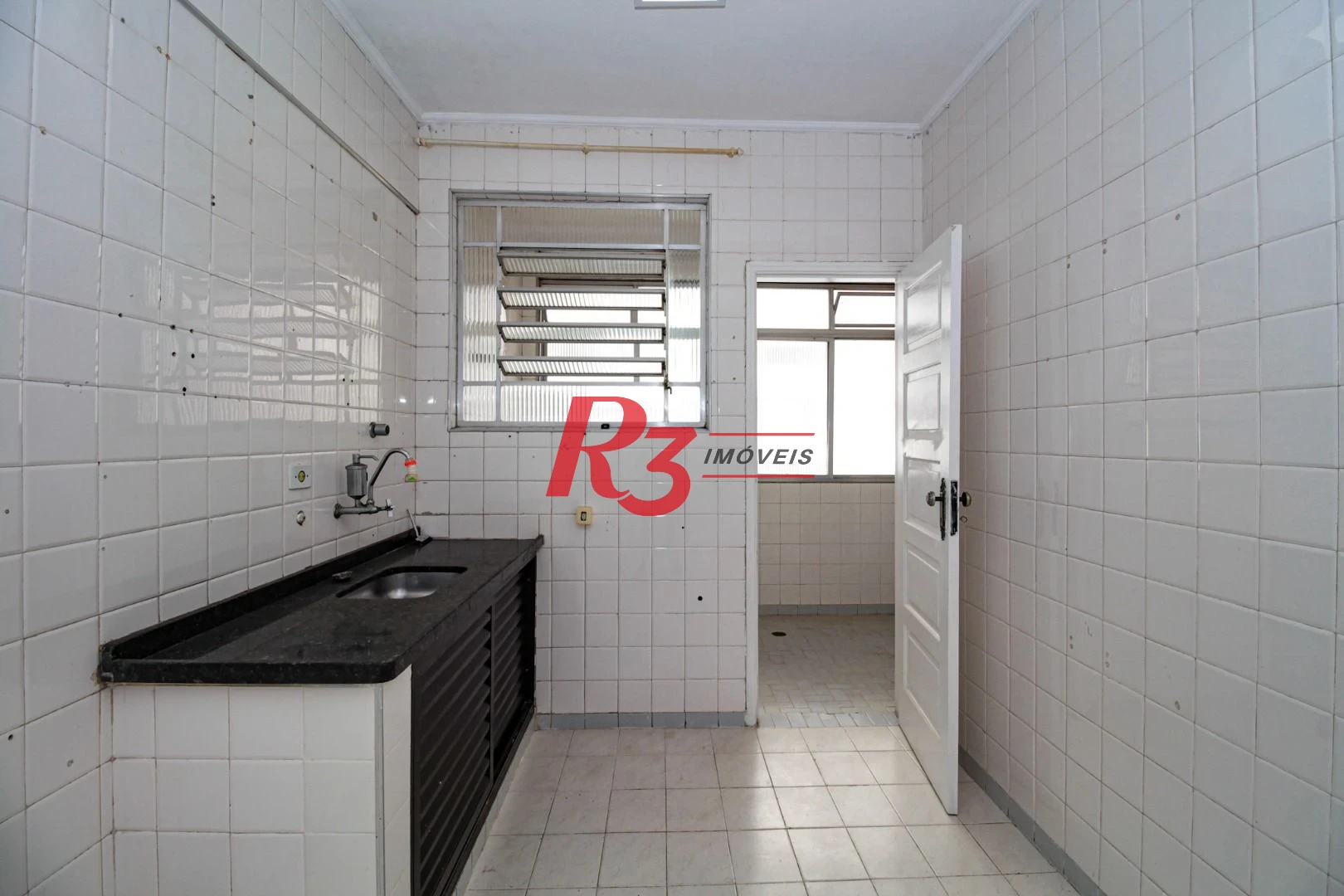 Apartamento com 2 dormitórios, 87 m² - venda por R$ 550.000,00 ou aluguel por R$ 4.053,52/mês - Embaré - Santos/SP