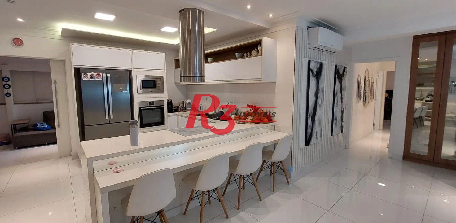 Apartamento Garden com 3 dormitórios à venda, 203 m² por R$ 3.180.000,00 - Gonzaga - Santos/SP