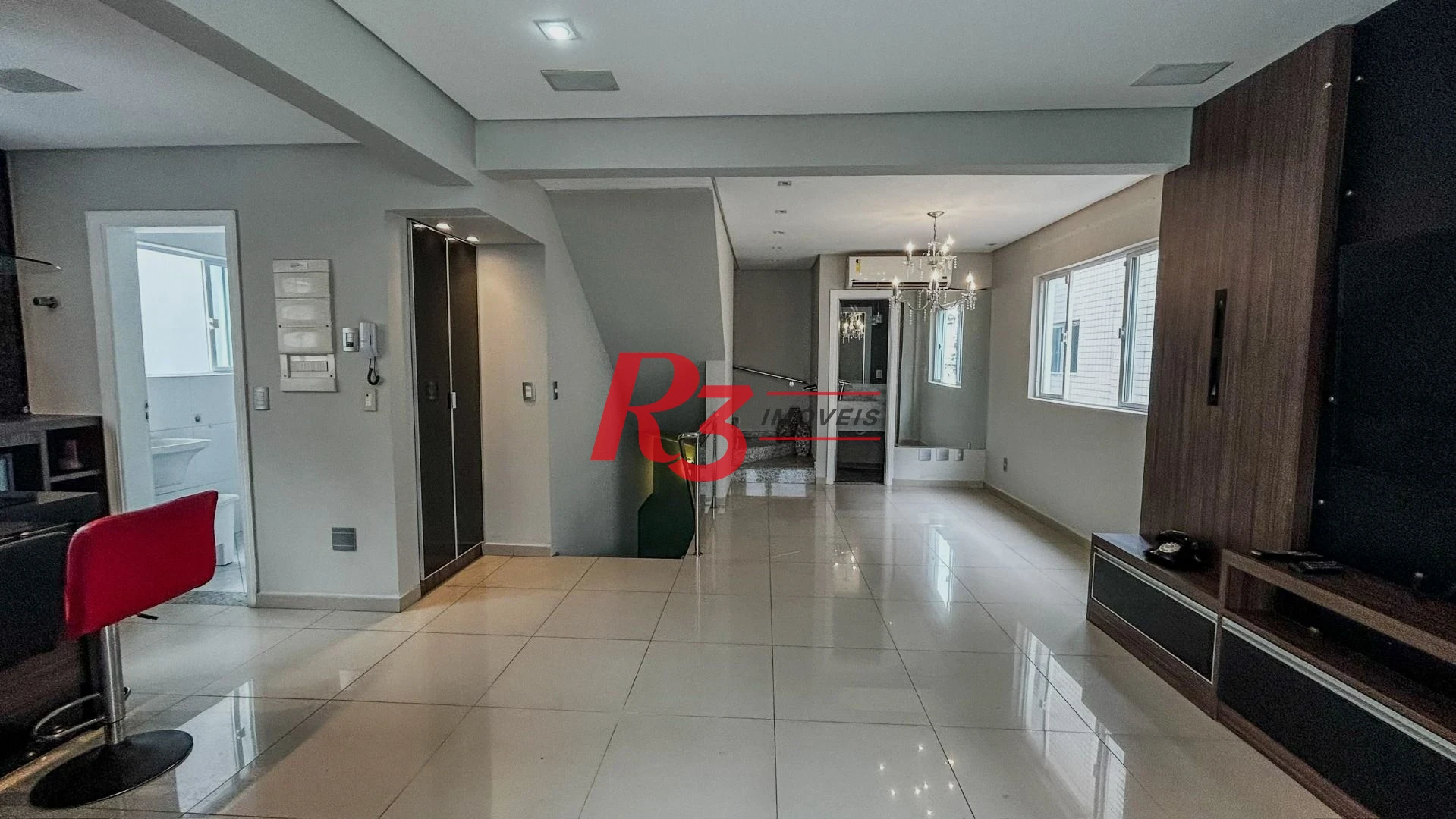 Casa com 3 dormitórios à venda, 307 m² por R$ 1.600.000,00 - Marapé - Santos/SP
