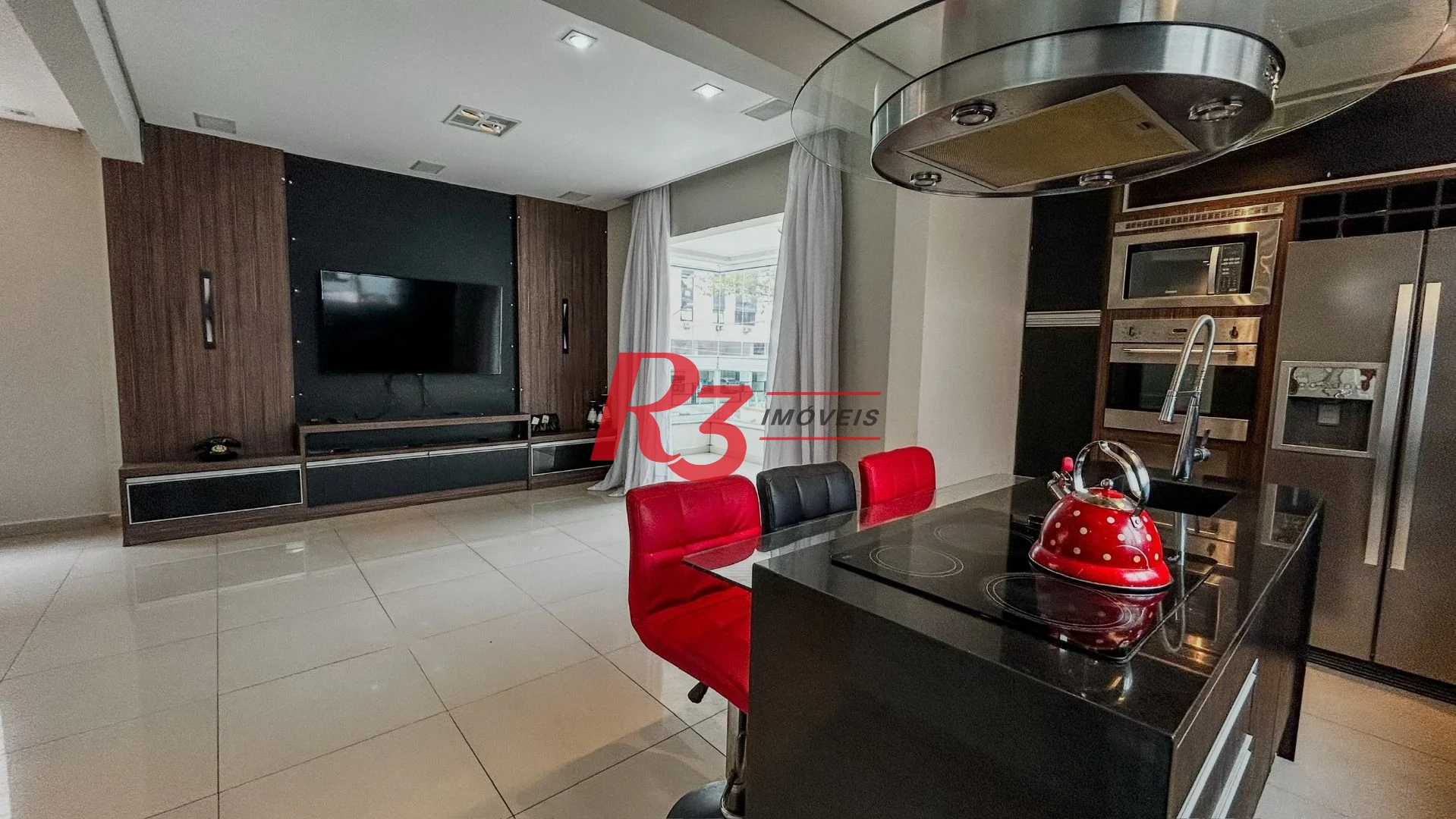 Casa com 3 dormitórios à venda, 307 m² por R$ 1.600.000,00 - Marapé - Santos/SP