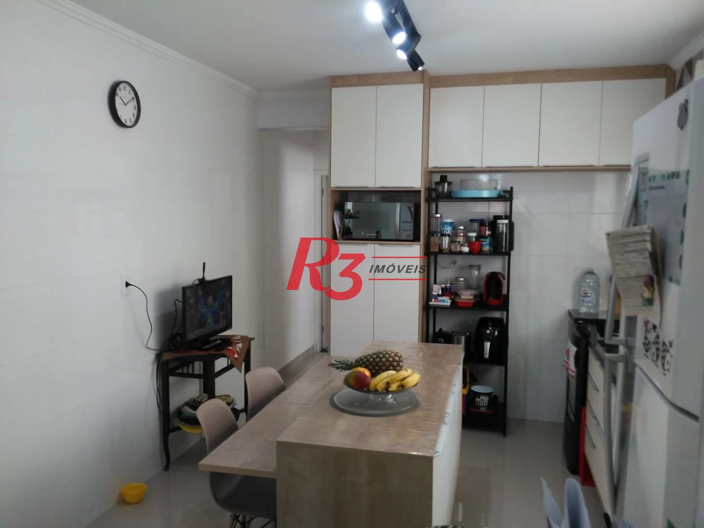 Casa com 3 dormitórios à venda, 128 m² por R$ 790.000,00 - Ponta da Praia - Santos/SP
