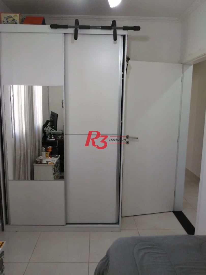 Casa com 3 dormitórios à venda, 128 m² por R$ 790.000,00 - Ponta da Praia - Santos/SP